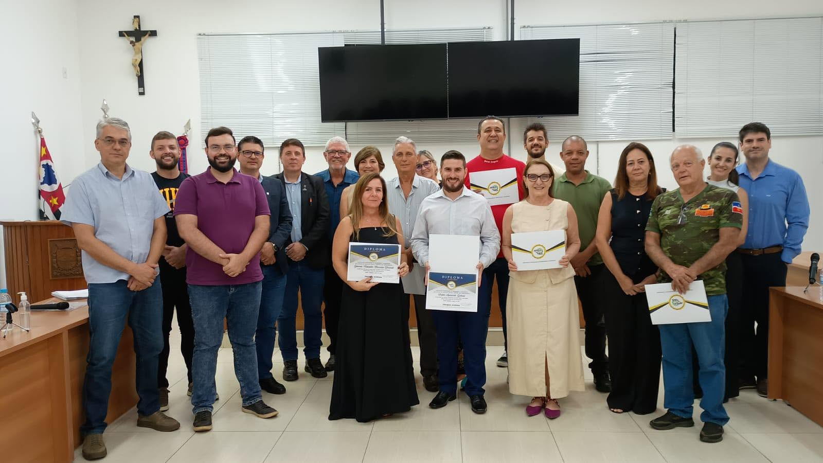AFEA homenageia profissionais que marcaram sua história